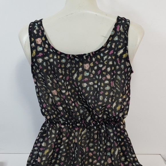 Forever 21 Sheer Blouse - Picture 3 of 6